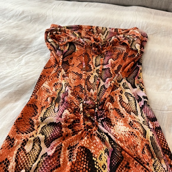 Cute beach dress - Picture 2 of 5